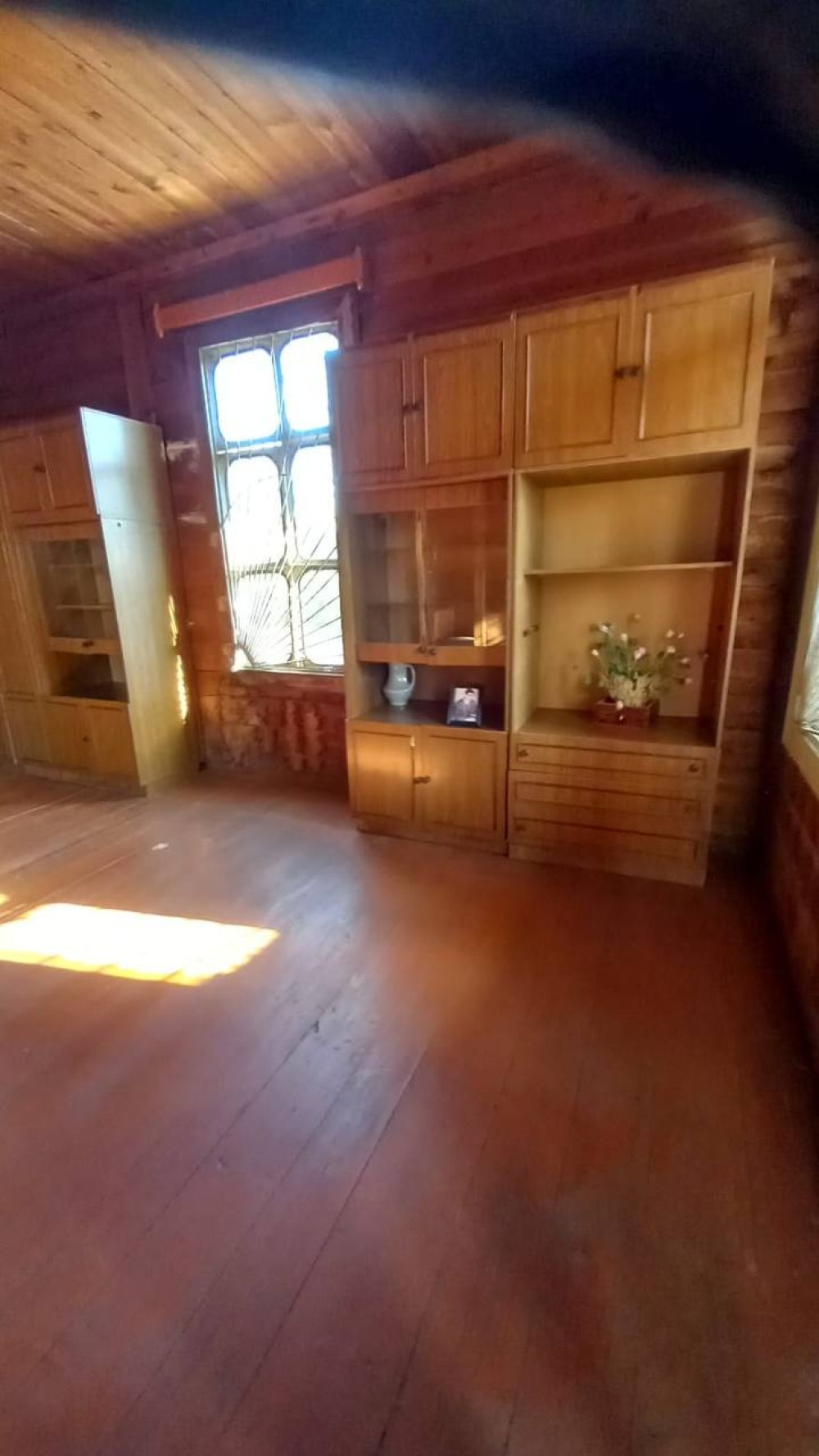 🏡 იყიდება ორსართულიანი კაპიტალური სახლი მიწის ნაკვეთით